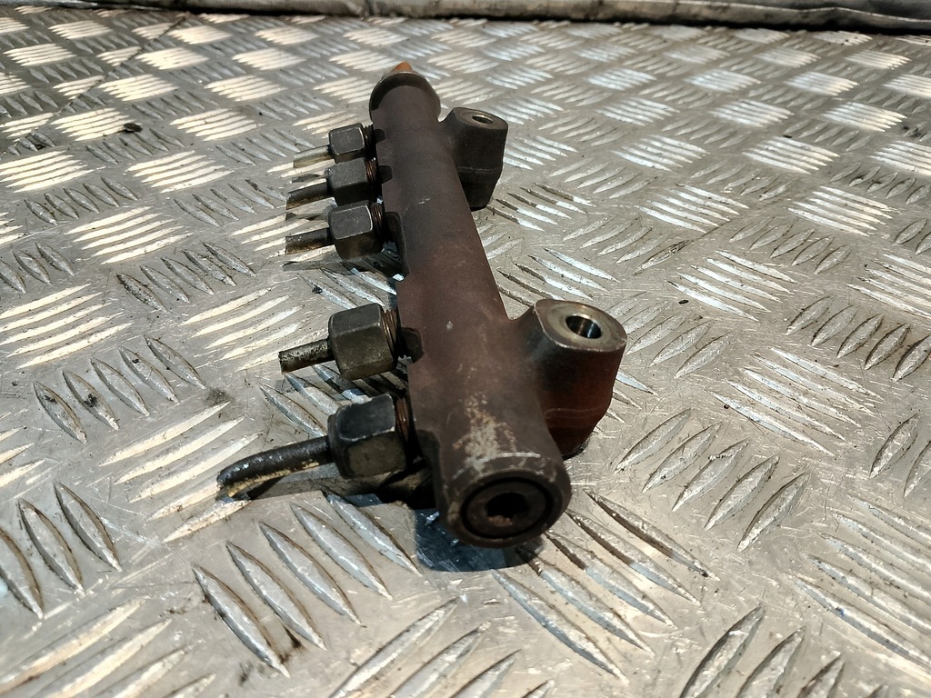 фото №8, Молдинг упорскування 9824940080-00 + датчик 9676643880 peugeot 301 1.6 hdi