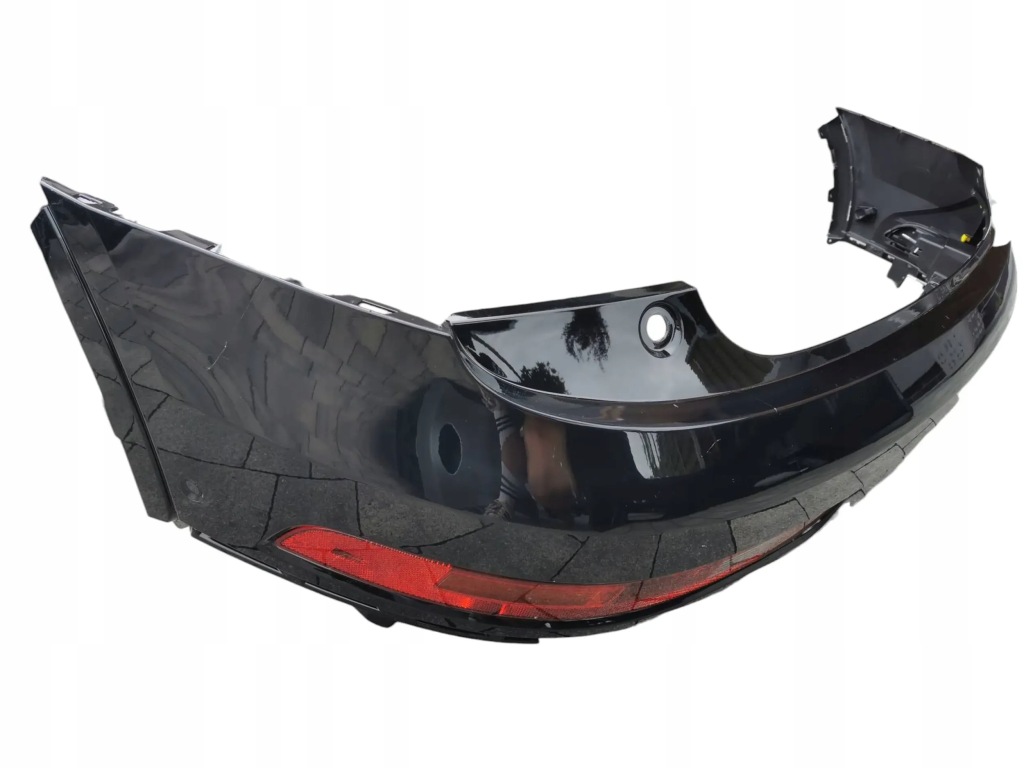 Верхній частина бампера заднього, датчики, ліхтарі audi a-3 8u рестайлінг  93. Доставка