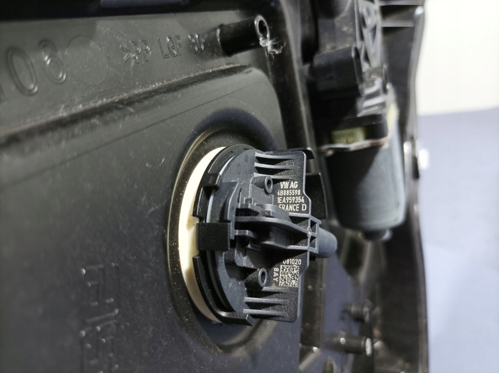 фото №7, Skoda octavia iv подъемник механизм стекло перед правый 5e3837655