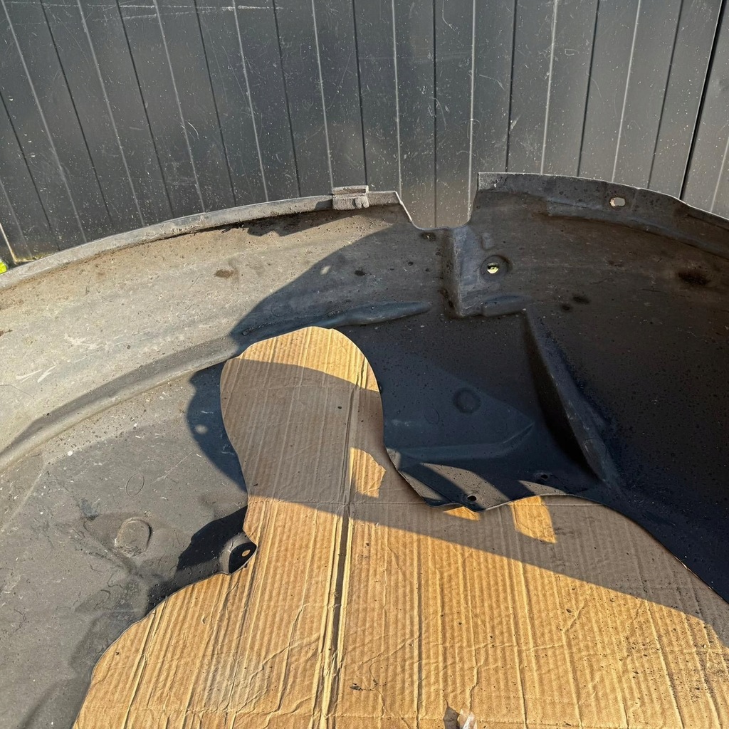 фото №12, Підкрилок правий перед праве передні ford fiesta mk7 8a61-16114-b