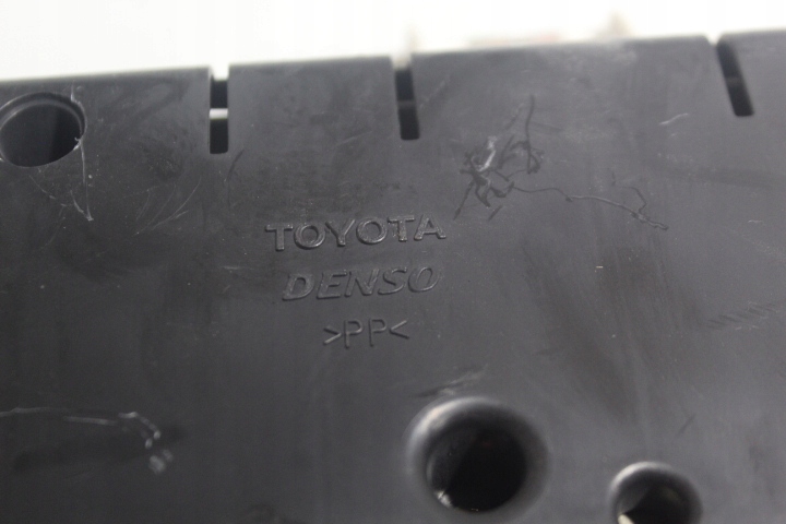 фото №3, Приборы toyota corolla verso e120 2.0d4d