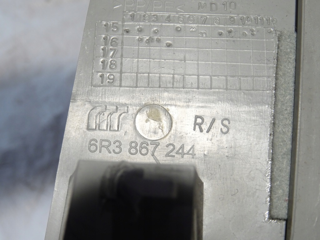 фото №7, Защита стойка среднего правая vw polo v 5 6c0 6c lift 3d 3 дверь 6r3867244