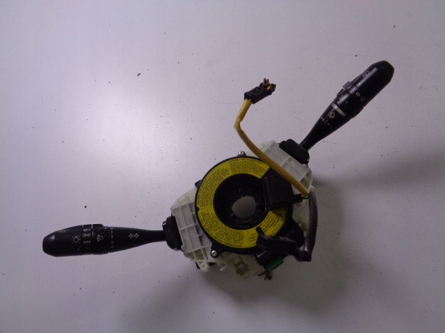 фото №1, Переключатель комбинированный mitsubishi colt vi 2004-