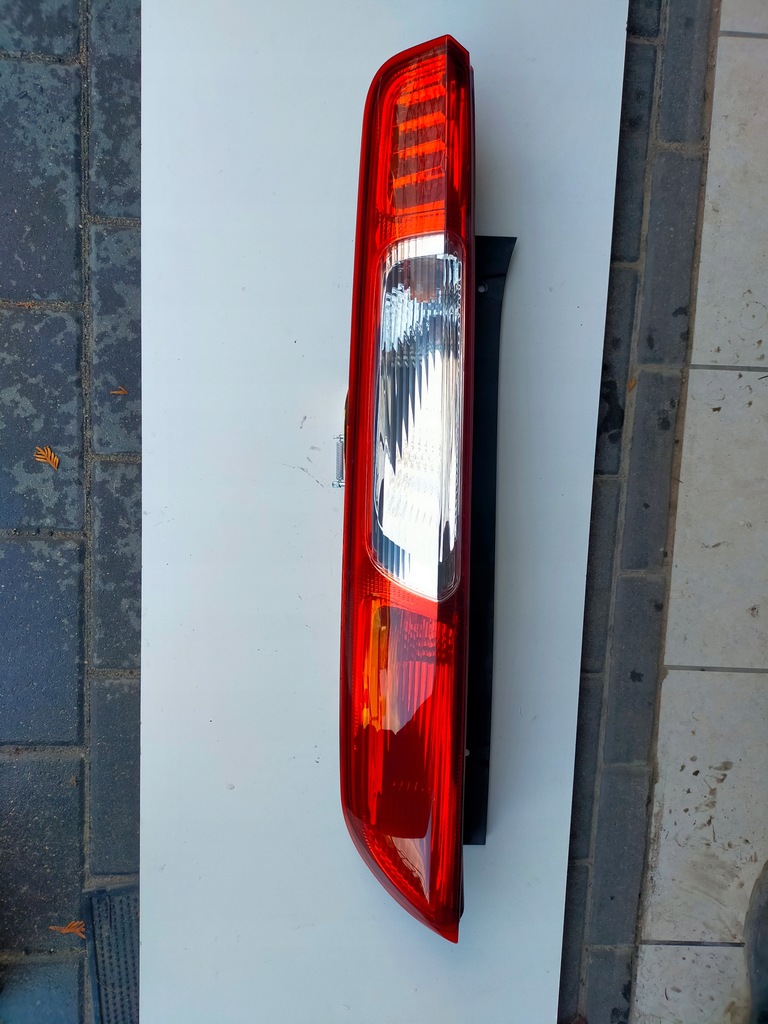 фото №1, Ford focus 04-08 лампа задня задня ліва оригінал