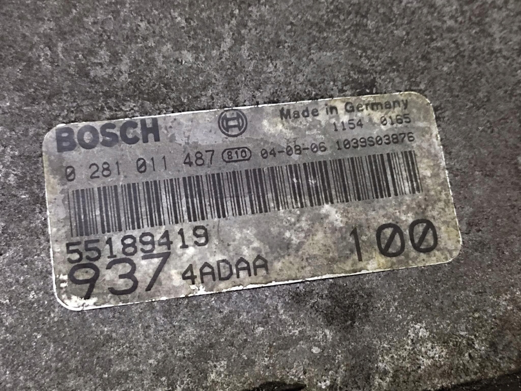 Alfa romeo 147 блок управления двигателя 0281011487 Недорого