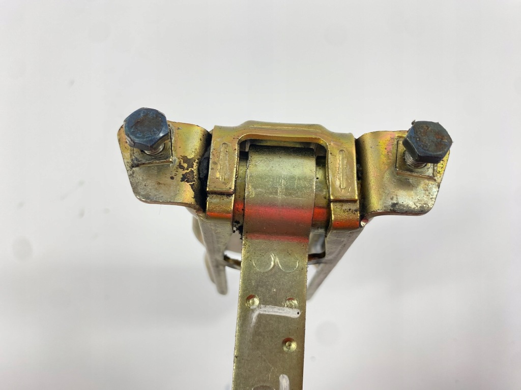 Обмежувач двері лівий задній ліва задня mercedes s klasa w126 Доставка