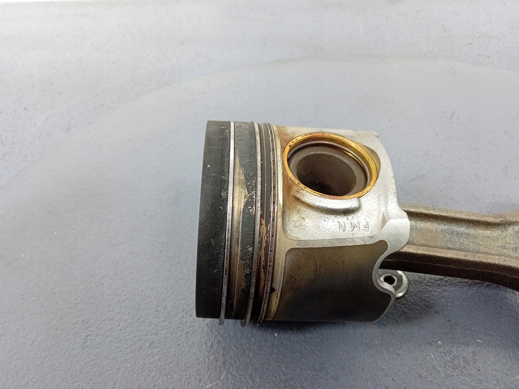 фото №4, Bmw 5 g30 g31 2.0d 190km b47d20b поршень шатун