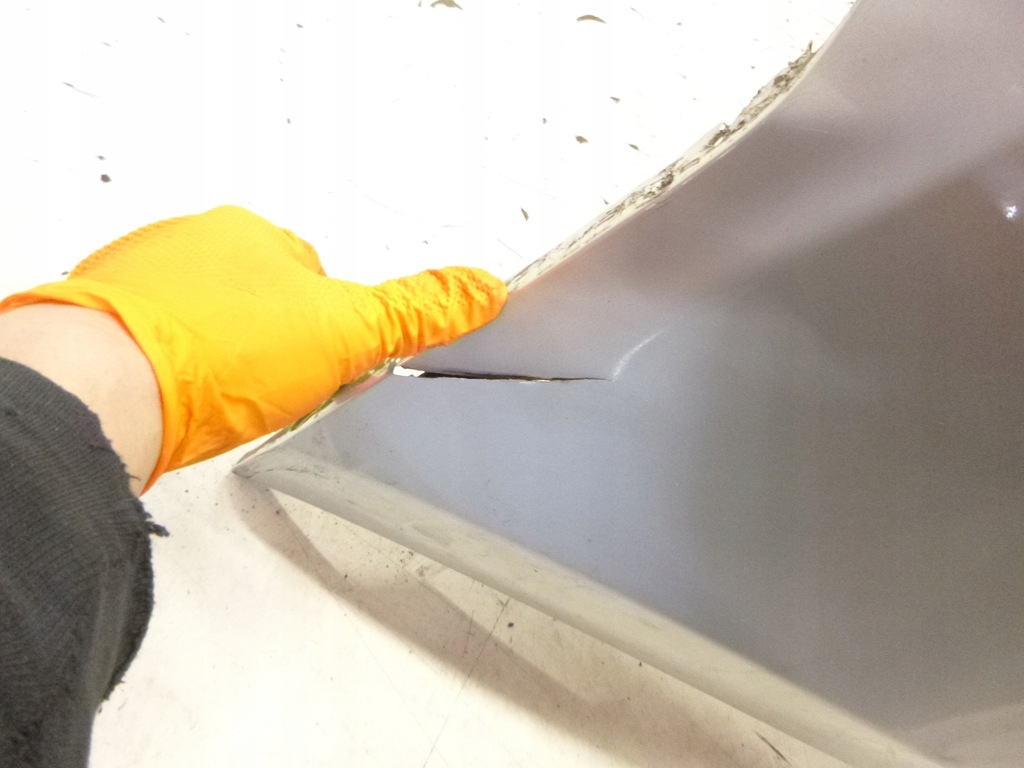 фото №11, Бампер задняя mercedes ml w164 лак 2008r.