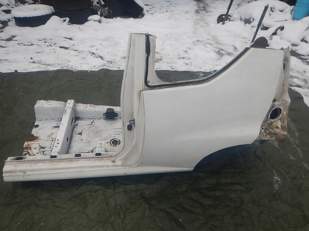 фото №1, Citroen c1 i peugeot 107 3d левая четверть задняя задняя