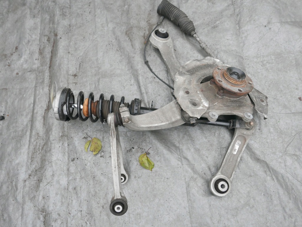 Купити Bmw f12 macpherson правий поворотний кулак важіль ступиця