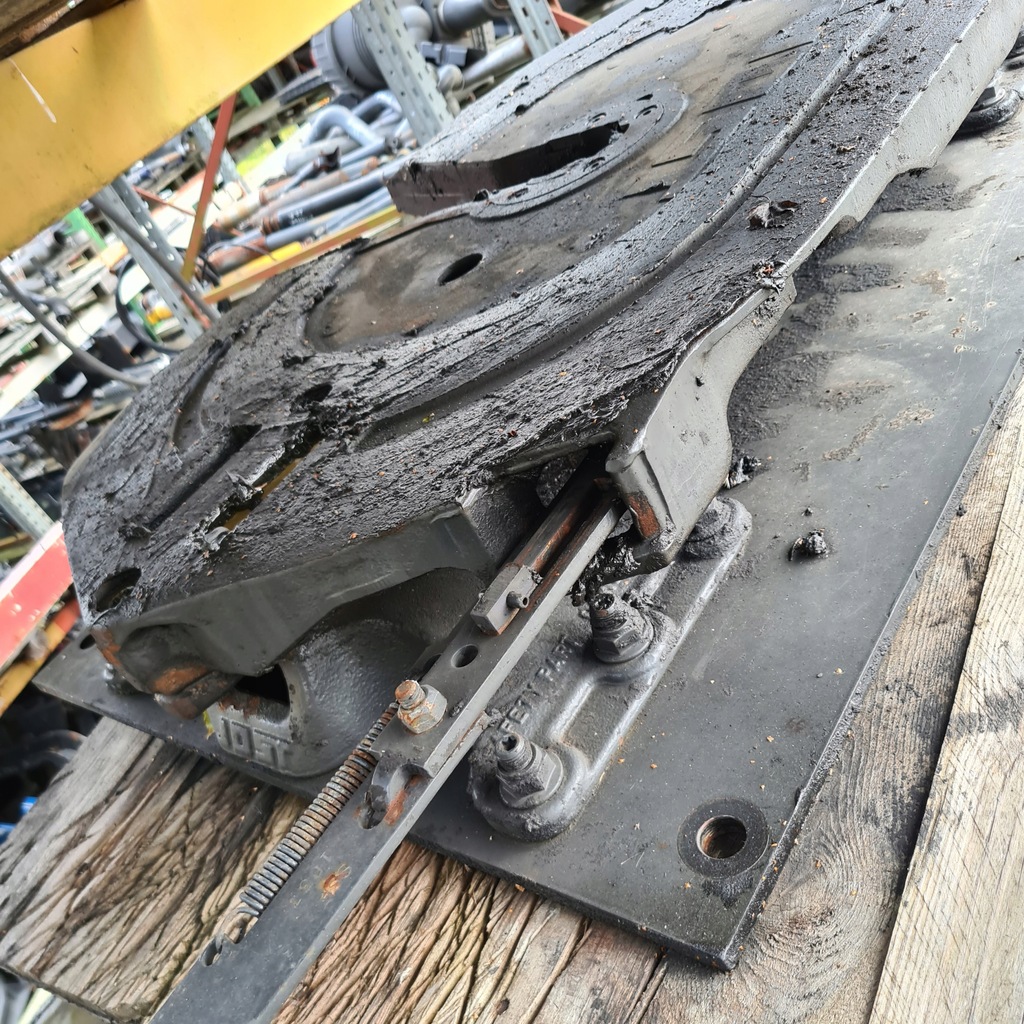 фото №10, Суппорт jost gf низкие lowdeck mercedes actros mp 3