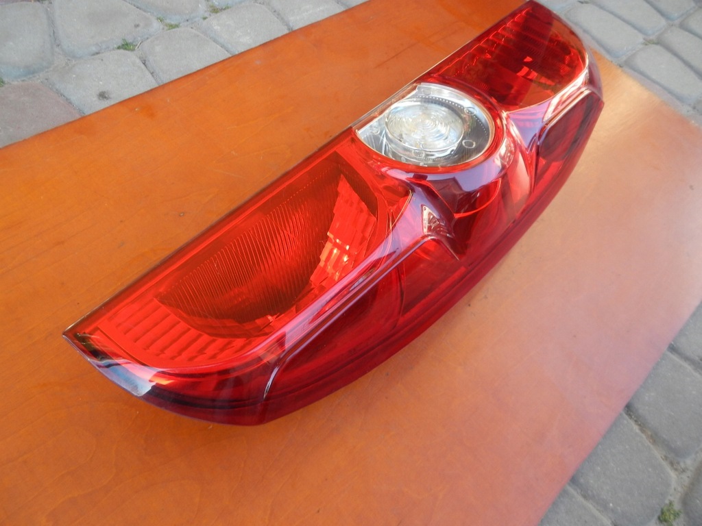 фото №6, Лампа левая задняя fiat doblo ii 10-