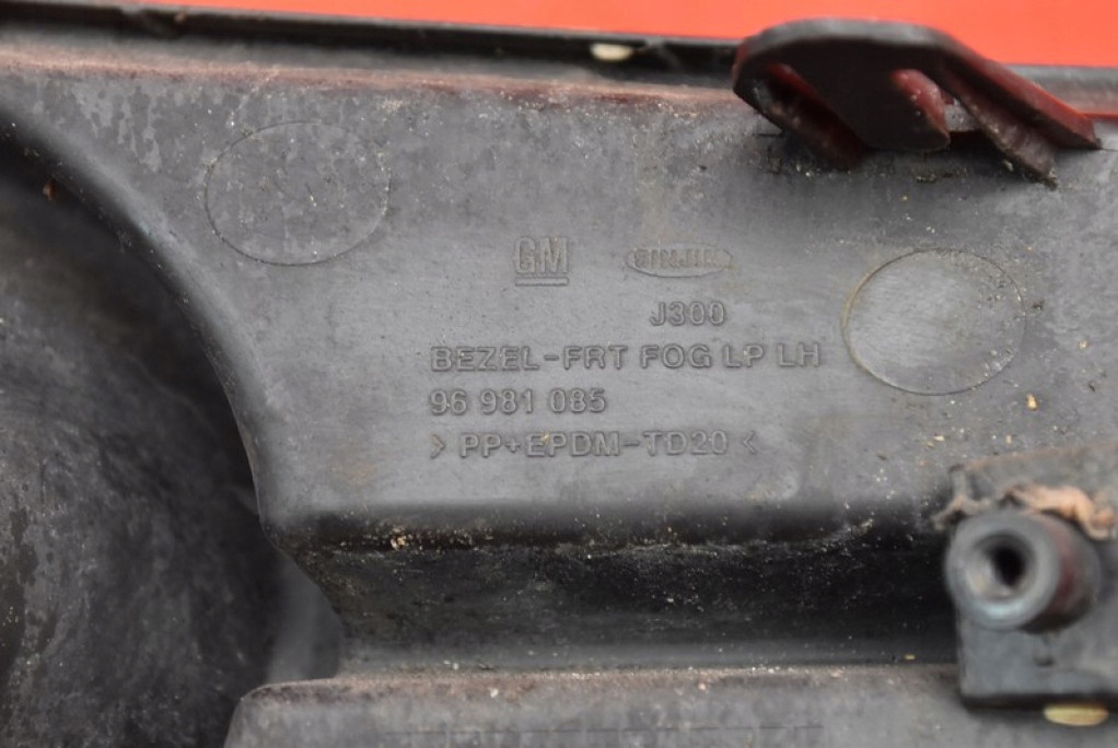 фото №8, Решітка бампера протитуманної фари ліва 96981085 chevrolet cruze 1 i 09-12