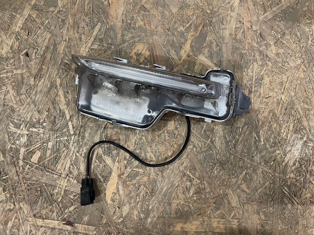 фото №1, Volvo s60 v60 lift протитуманна фара led drl правий гарний