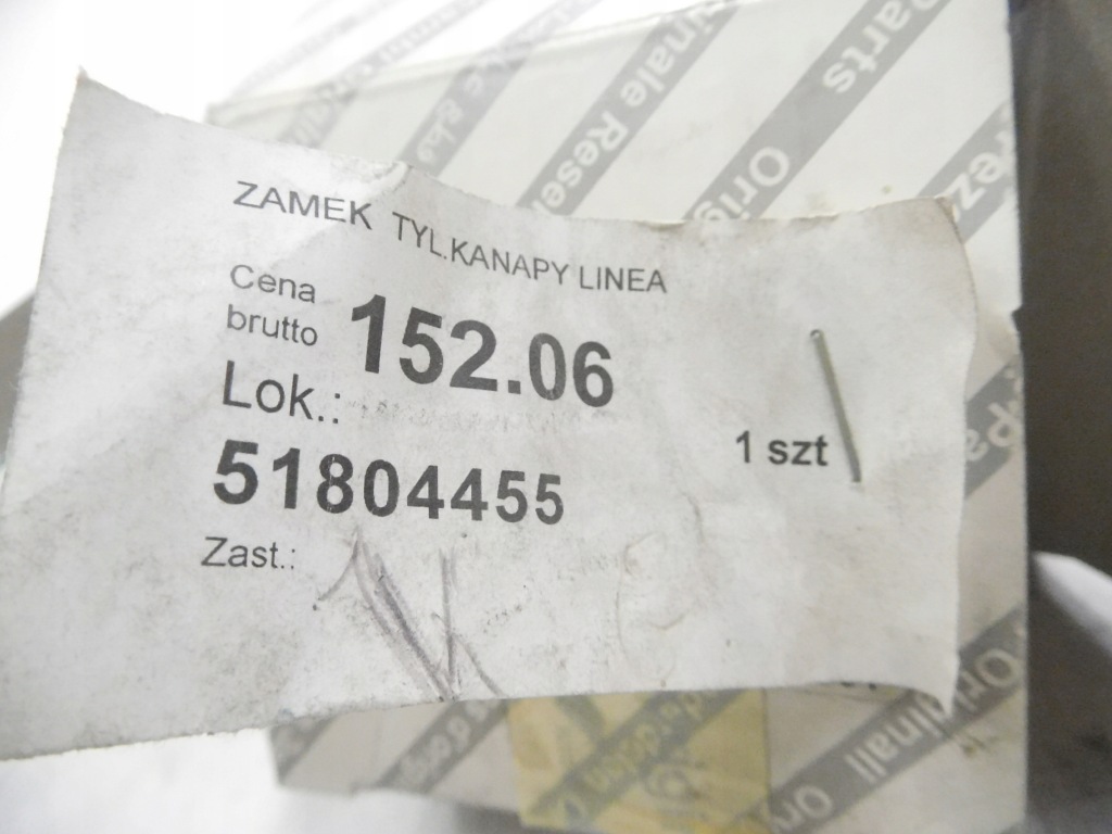 Замок спинка сиденье задняя fiat linea оригинальный номер 51804455 Цена