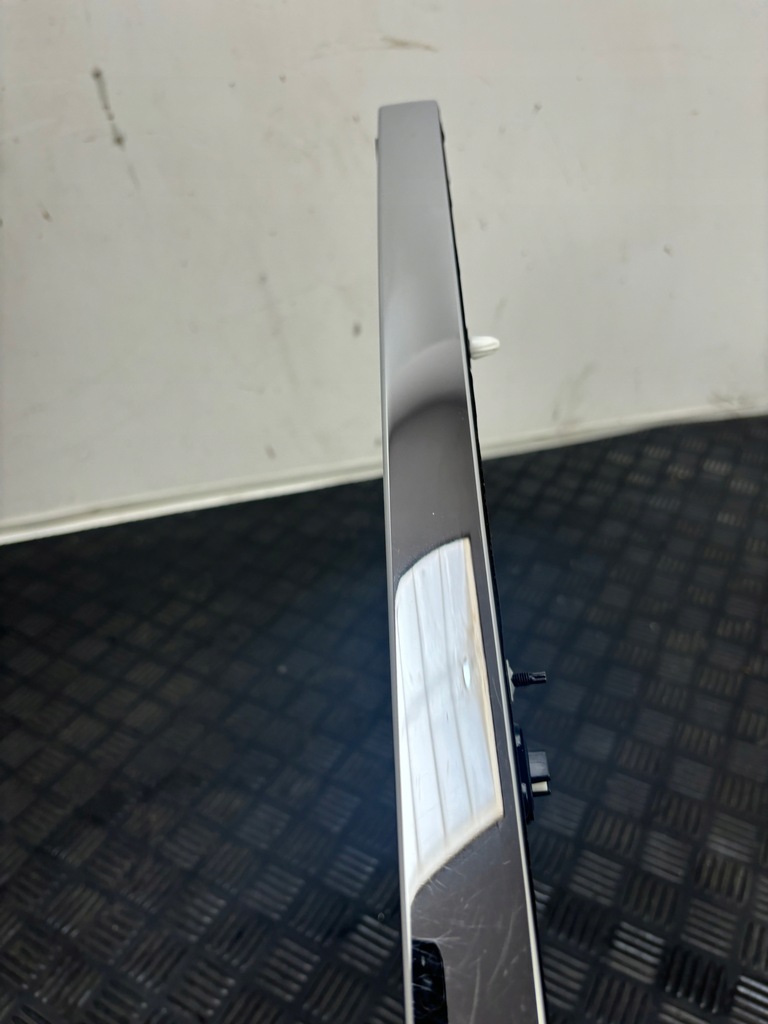 фото №8, Накладка молдинг крышки задняя bmw 7 f01 f02 7186530 sedan