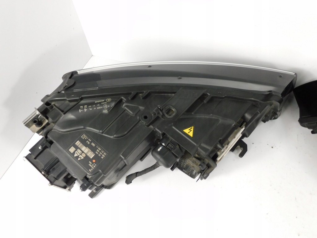 фото №14, Audi a8 d4 4h lift лампа права ліва ксенон led повний