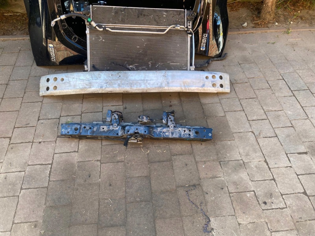 Бампер капот лампа радіатор suzuki across plug-in hybrid Недорого