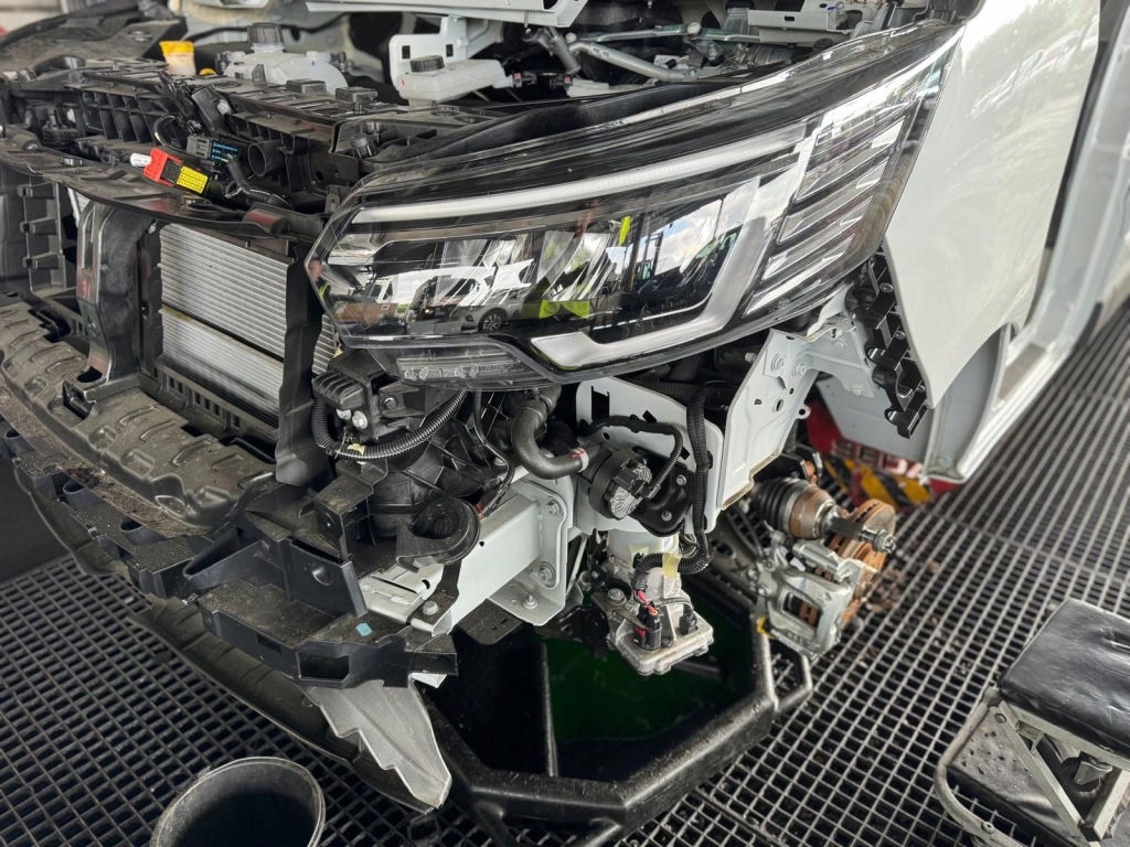 фото №10, Renault trafic iii iv 2.0 dci бампер лампы капот крылья радиатор ov369