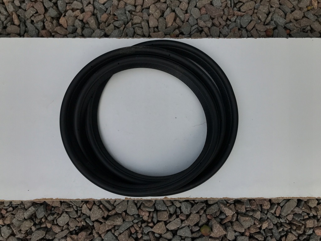 фото №1, Bmw 8 g16 прокладка кришки багажника задня 2017-