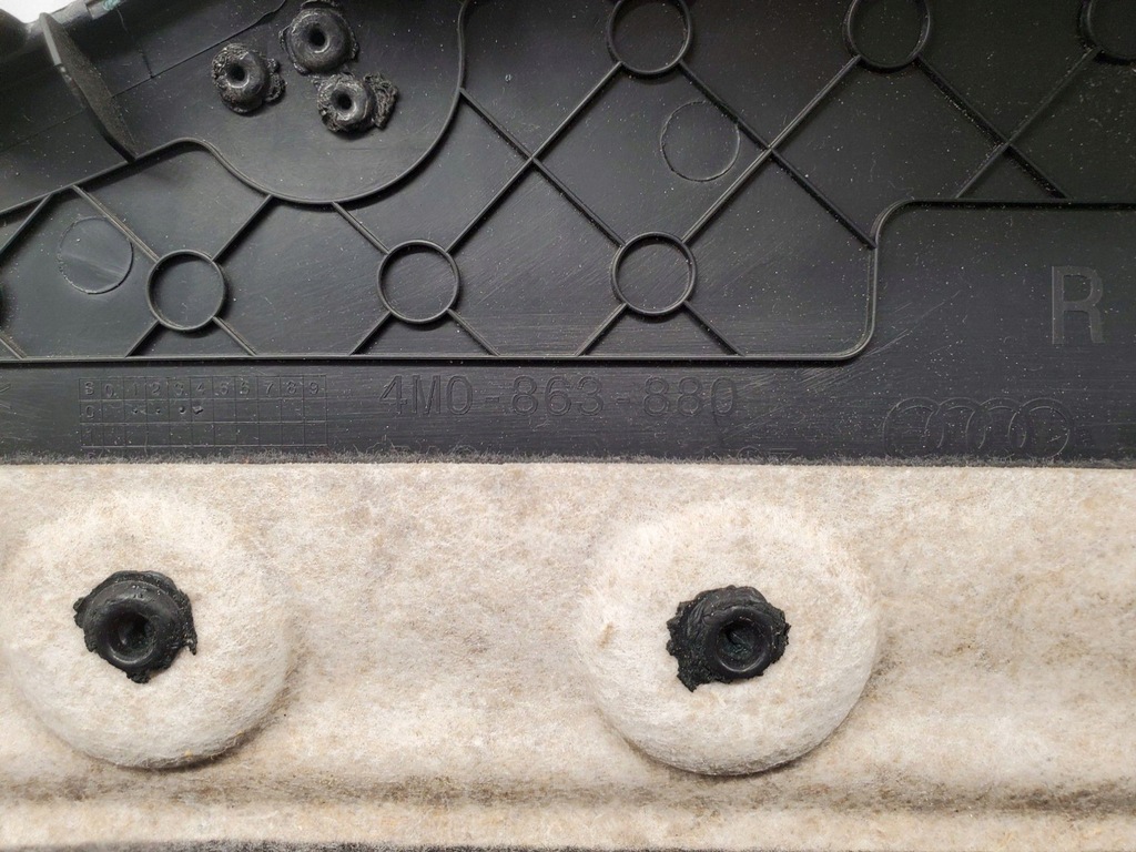 фото №8, Audi q7 4m 2020 обшивка / обивка / багажника