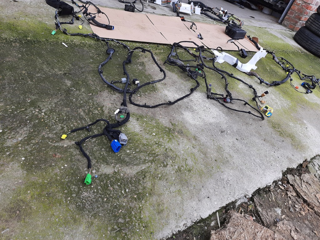 фото №9, Volvo v40 ii d3 2.0d жгут электропроводка салона