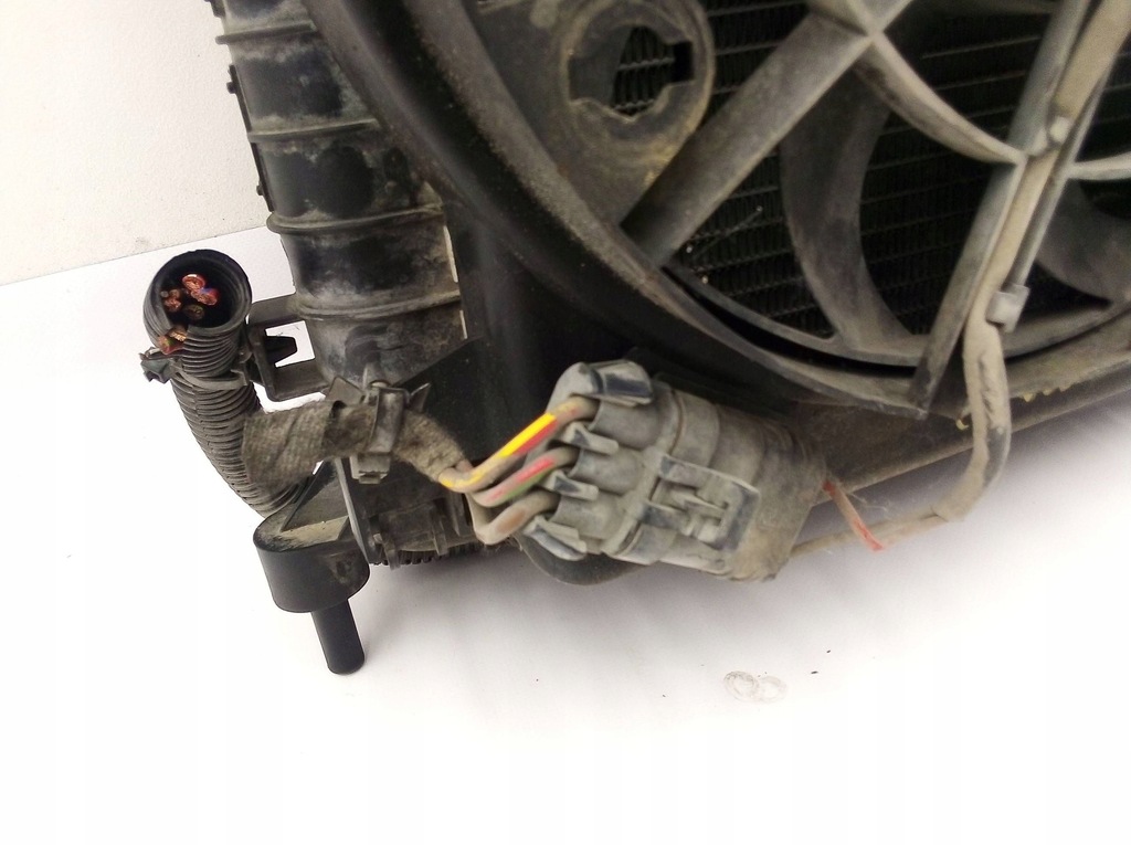 фото №8, Opel astra h 2004 0130303960 радиатор / комплект