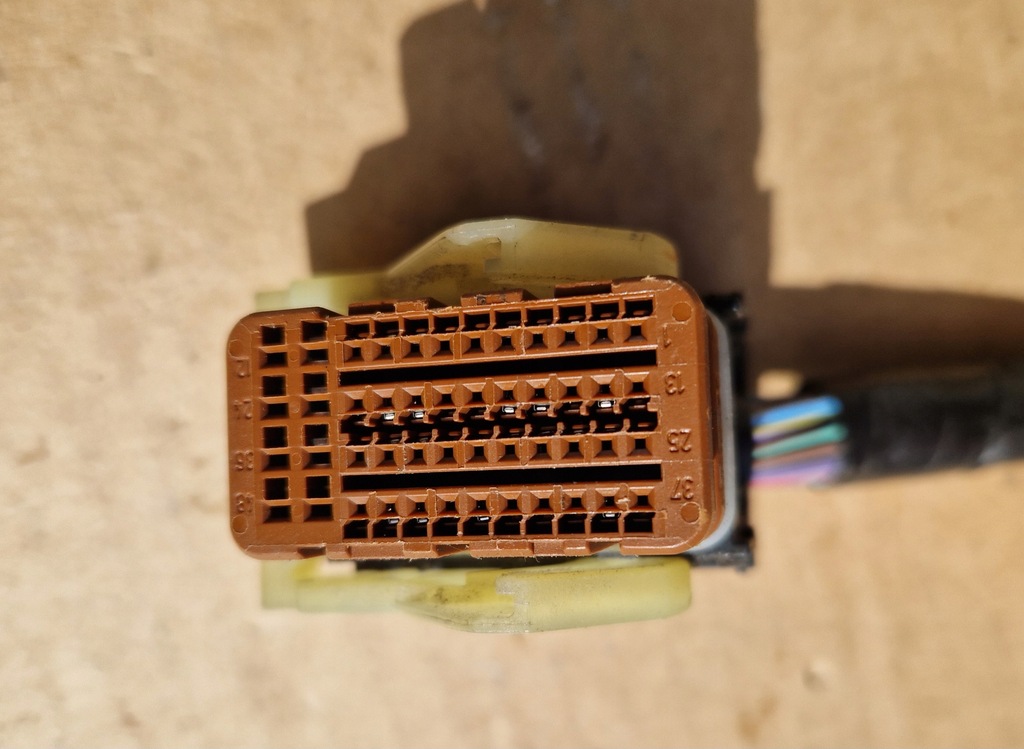 фото №6, Ford fiesta mk7 vii 7 штекер колодка электропроводка блок управления двигателя ecu