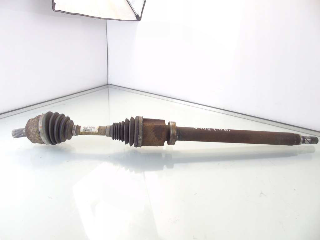 фото №1, Приводной вал правая перед передняя volvo v40 ii 2.0 d