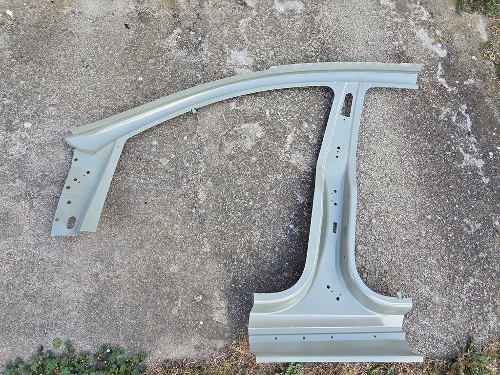 фото №5, Обшивка праве перед tesla y