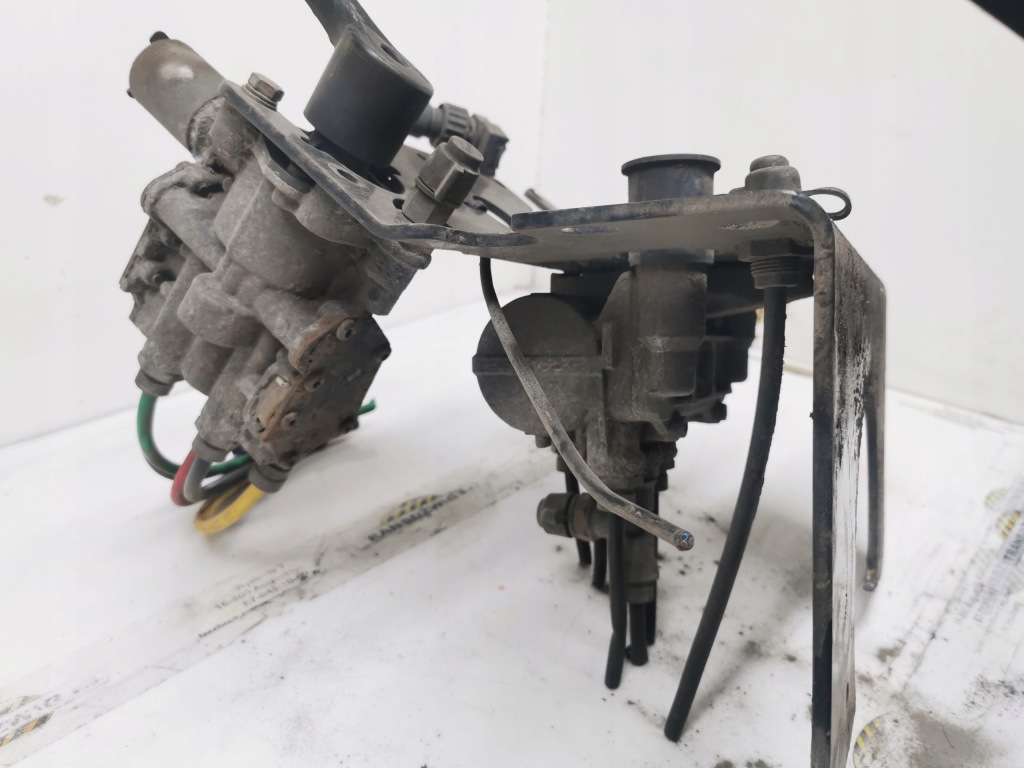 Клапан osi wabco 463090025zawór szybkospustowy wabco 9710029100 scaniar n/d2 в Україні