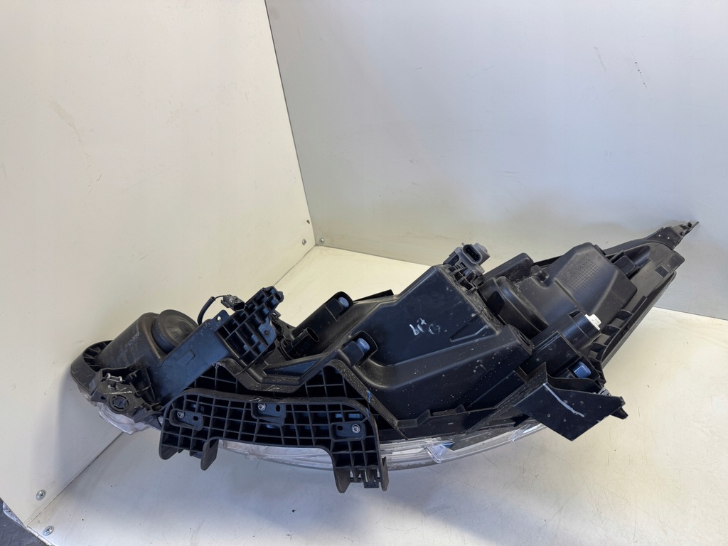 фото №14, Nissan e-nv200 лампа правый перед 26010-4fa1a