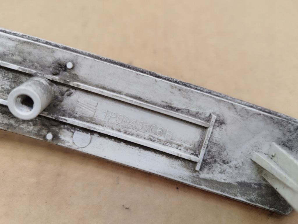 фото №13, Отражатель правый + левый бампер задняя seat leon ii lata 2005-2009 комплект