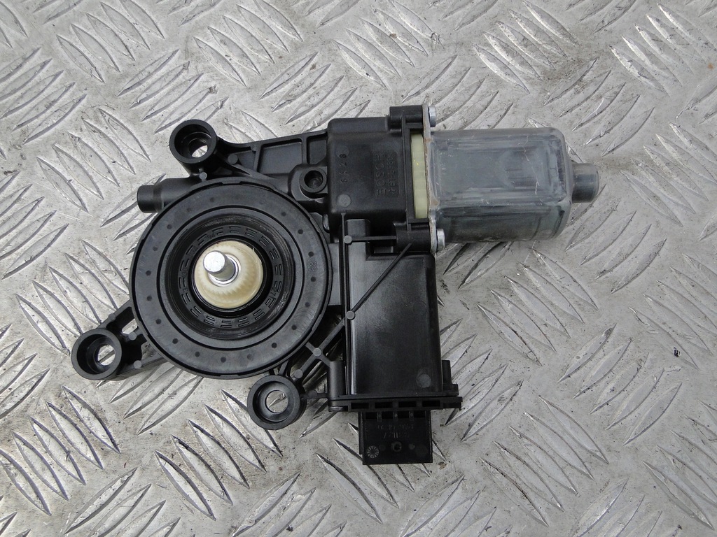 фото №13, Alfa romeo stelvio q4 моторчик стекло