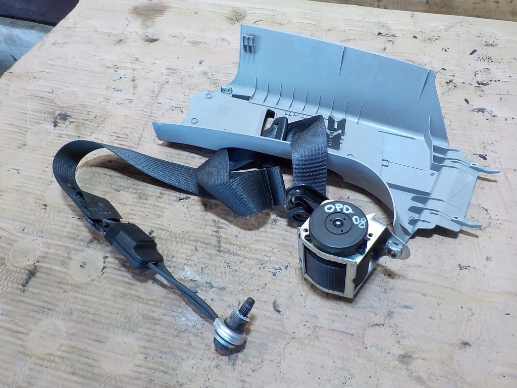 фото №1, Corsa d 1.3cdti pas безопасности правый передний