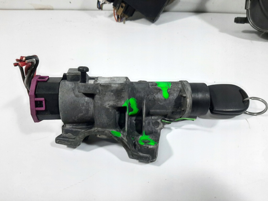 фото №9, Skoda octavia i lift 1.6 8v 03r блок управления двигателя набор 06a906033bg