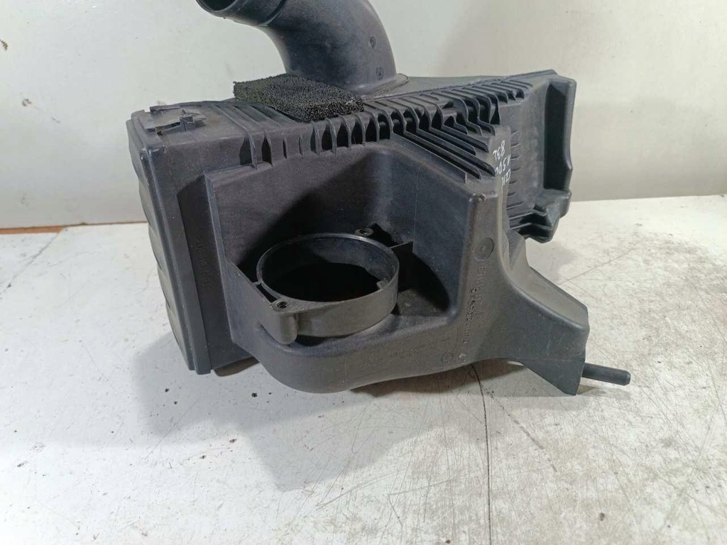 фото №4, Корпус фильтра воздуха renault clio iii 1.5 dci 8200725183