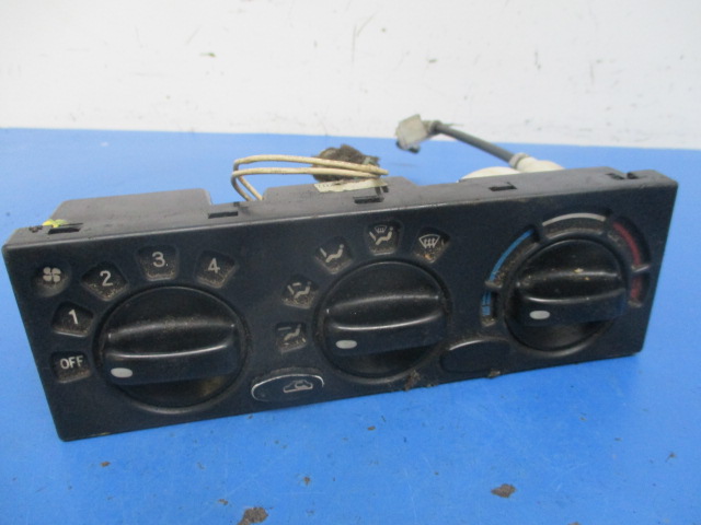 фото №1, Polonez truck панель перемикачі обдув