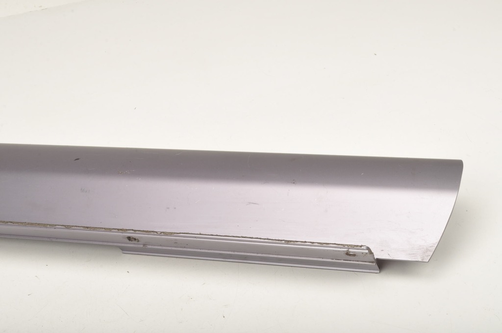 фото №9, Aston martin db9 защита кромка багажника