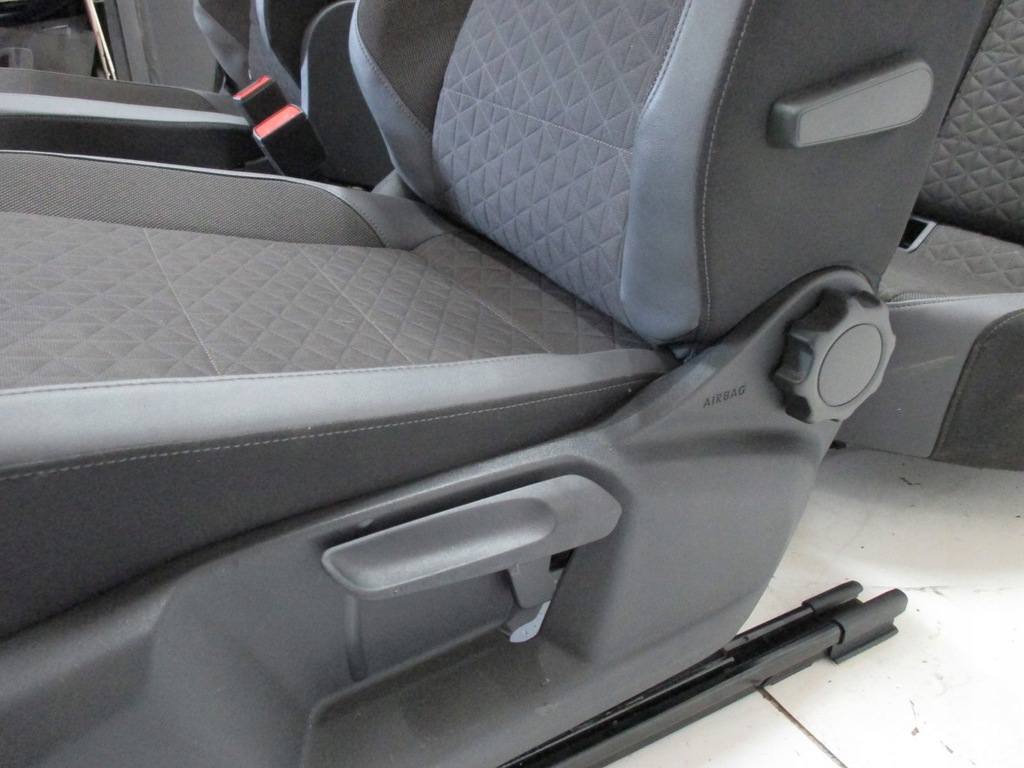 фото №12, Сиденья обивка pół кожа vw t-cross 2gm