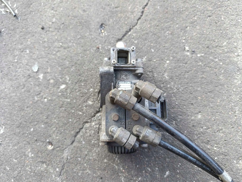 фото №5, Главный клапан тормозной iveco eurocargo 758770