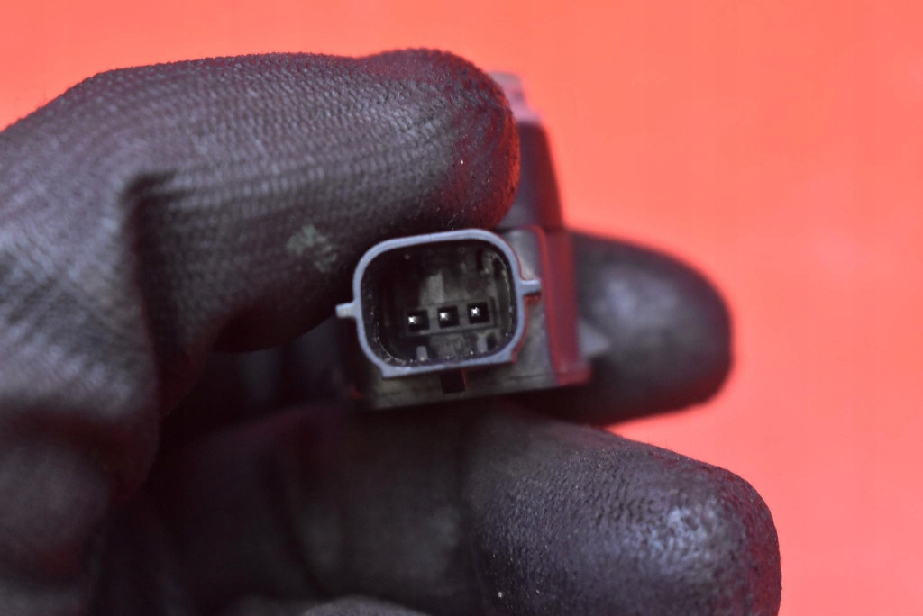 Датчик парковки задний  pdc 13300764 opel zafira c 12-16 Цена