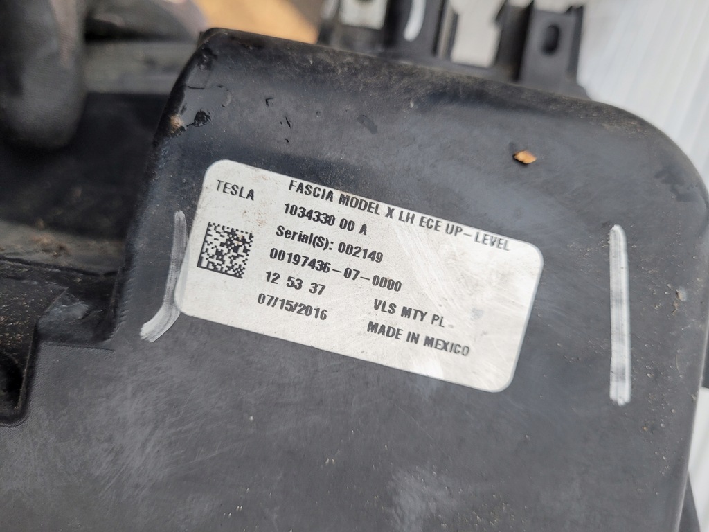 фото №10, Противотуманная фара бампера левый tesla x 1034330-00