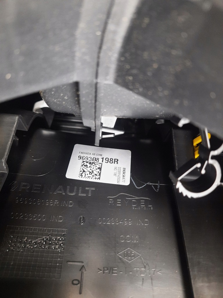 фото №8, Renault captur ii 1.0tce туннель средний подлокотник