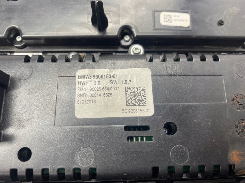фото №3, Bmw 5 f10 f11 панель кондиционера радио 9306153