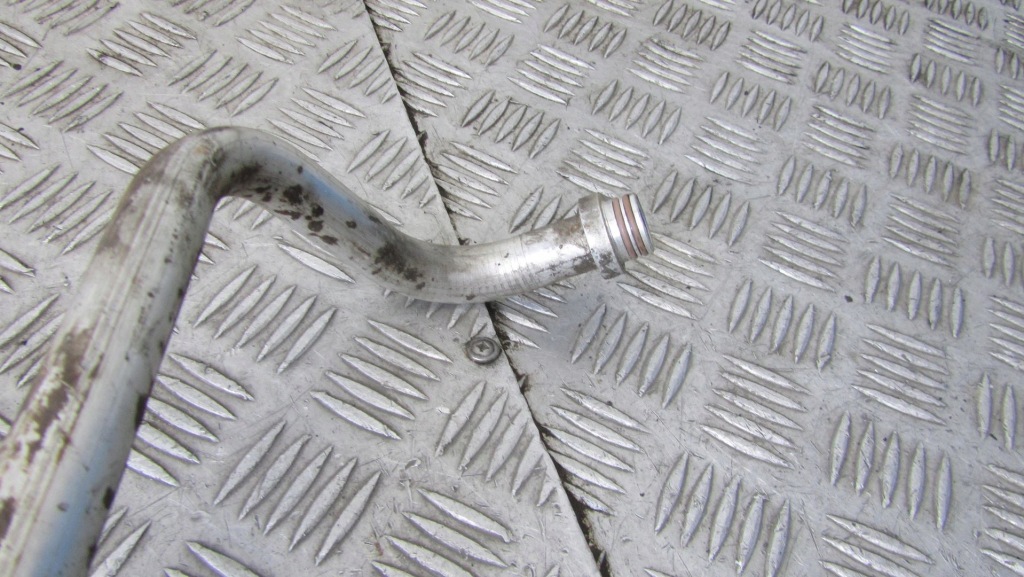 фото №5, Trafic vivaro 2.5 шланг кондиционера 01-14