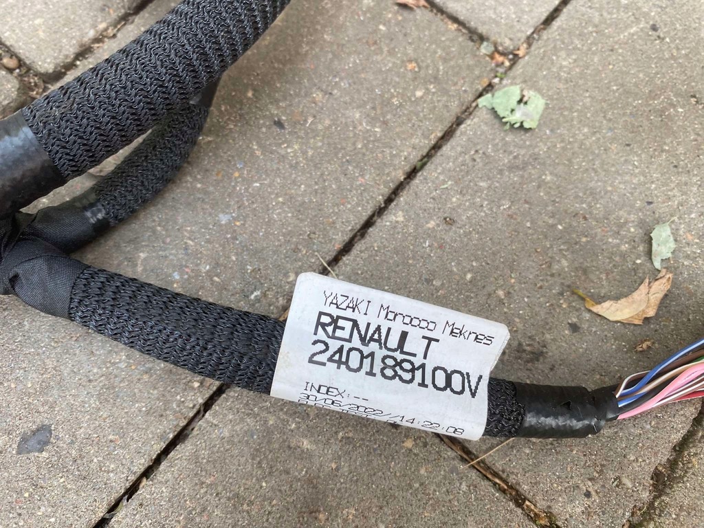 фото №5, Renault megane v e-tech электропроводка консоли pod консоль