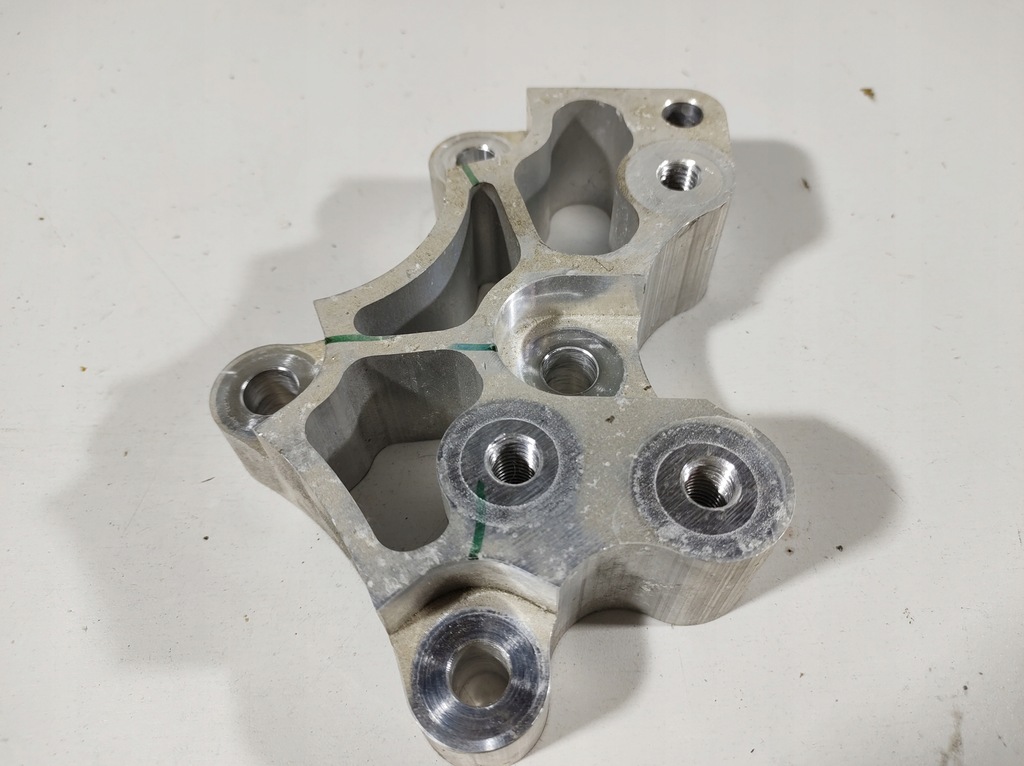 фото №9, Jeep compass 1.4b 17r- подушка коробки передач