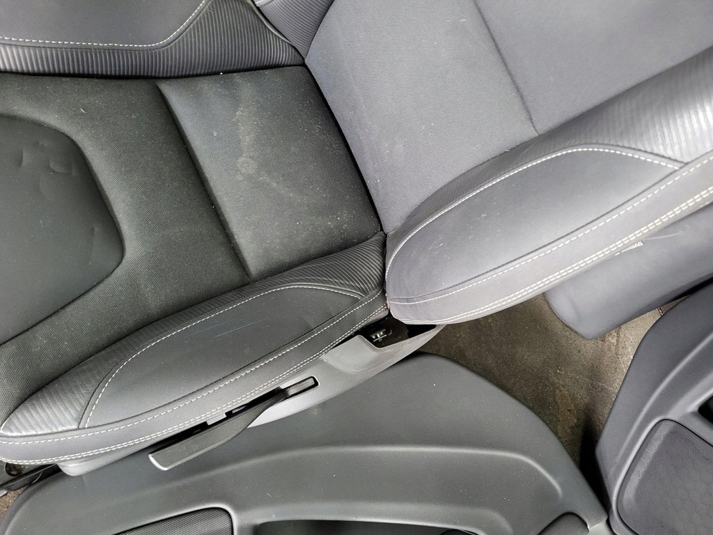 фото №10, Сидіння заднє сидіння обшивка сидіння обшивки оббивка r-design volvo s60 ii uk ang