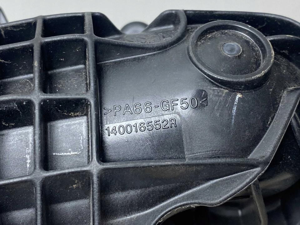 Колектор впускний / труба всмоктувальна renault austral 2024 140016552r Оригінал